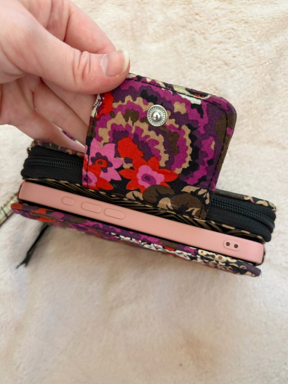 Vera Bradley Rosewood Smartphone Wristlet Floral Zip Around 6" x 4" Wallet - Picture 3 of 11